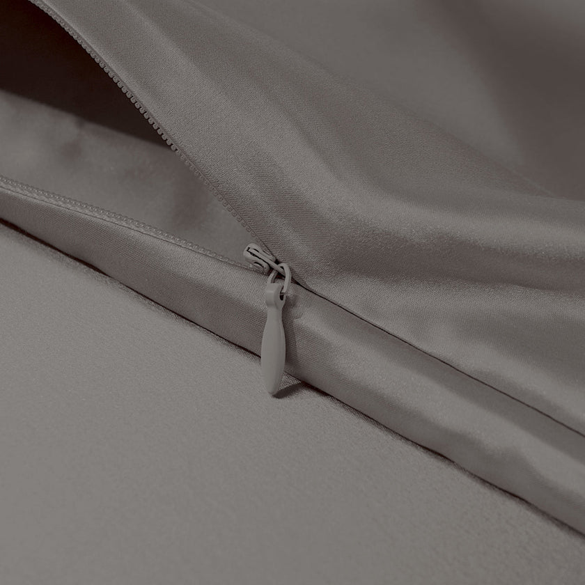 Selyra | 22 Momme Silk Pillowcase