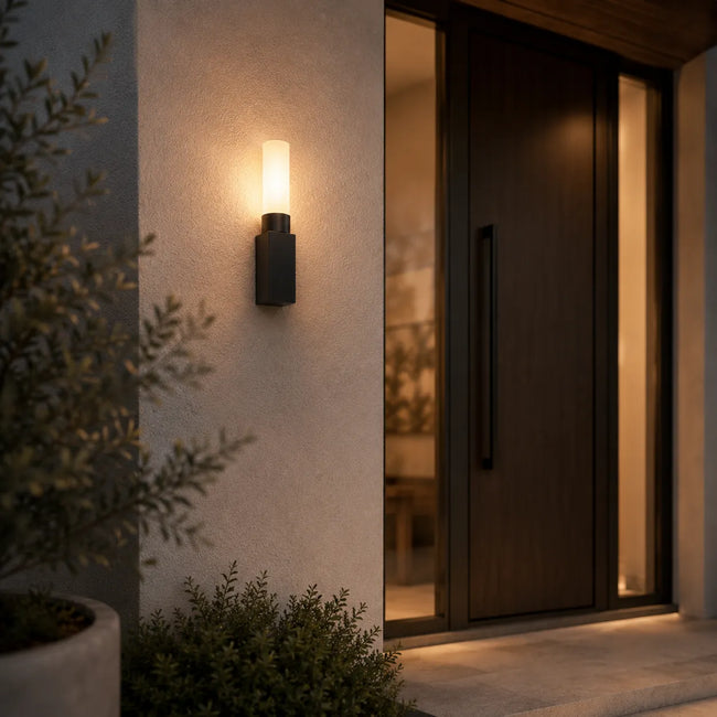 Aeron | Modern Outdoor Sconce