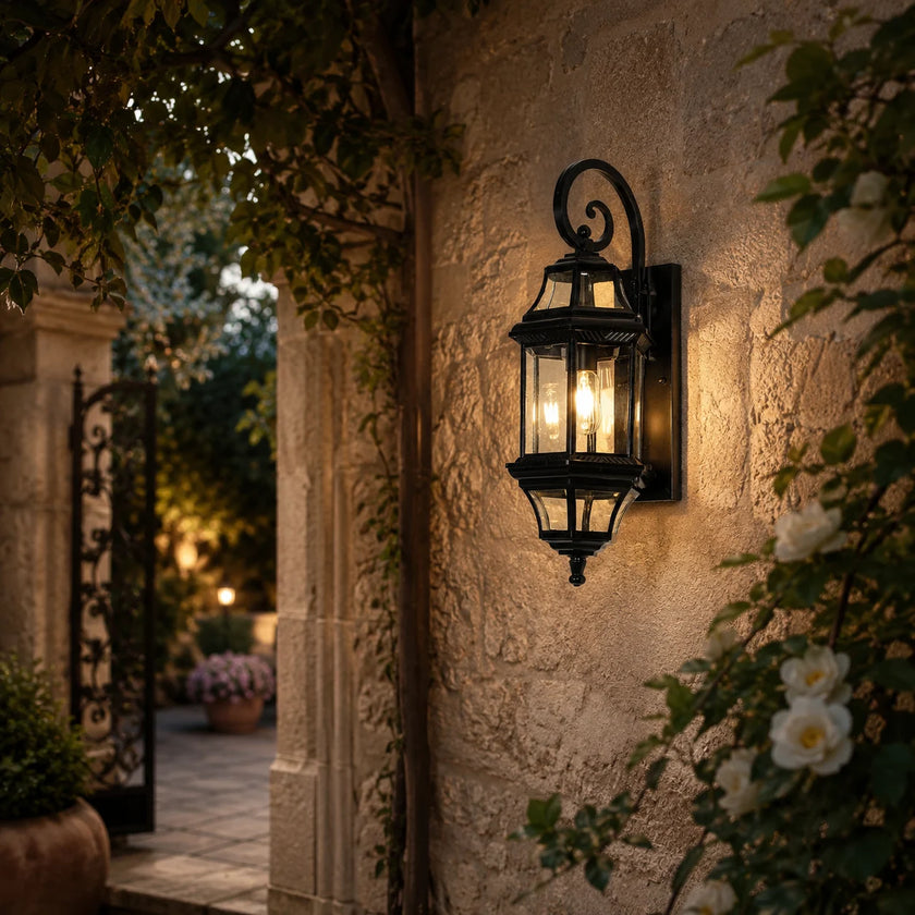 Caldora – European Style Outdoor Wall Lamp
