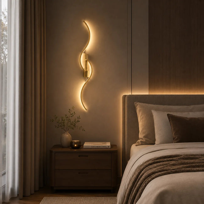 Solvara | LED Indoor Wall Light