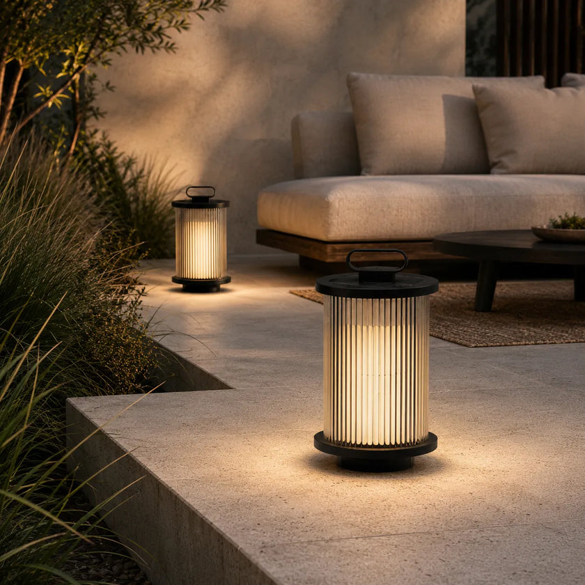 Veylor | Outdoor Solar Lamp